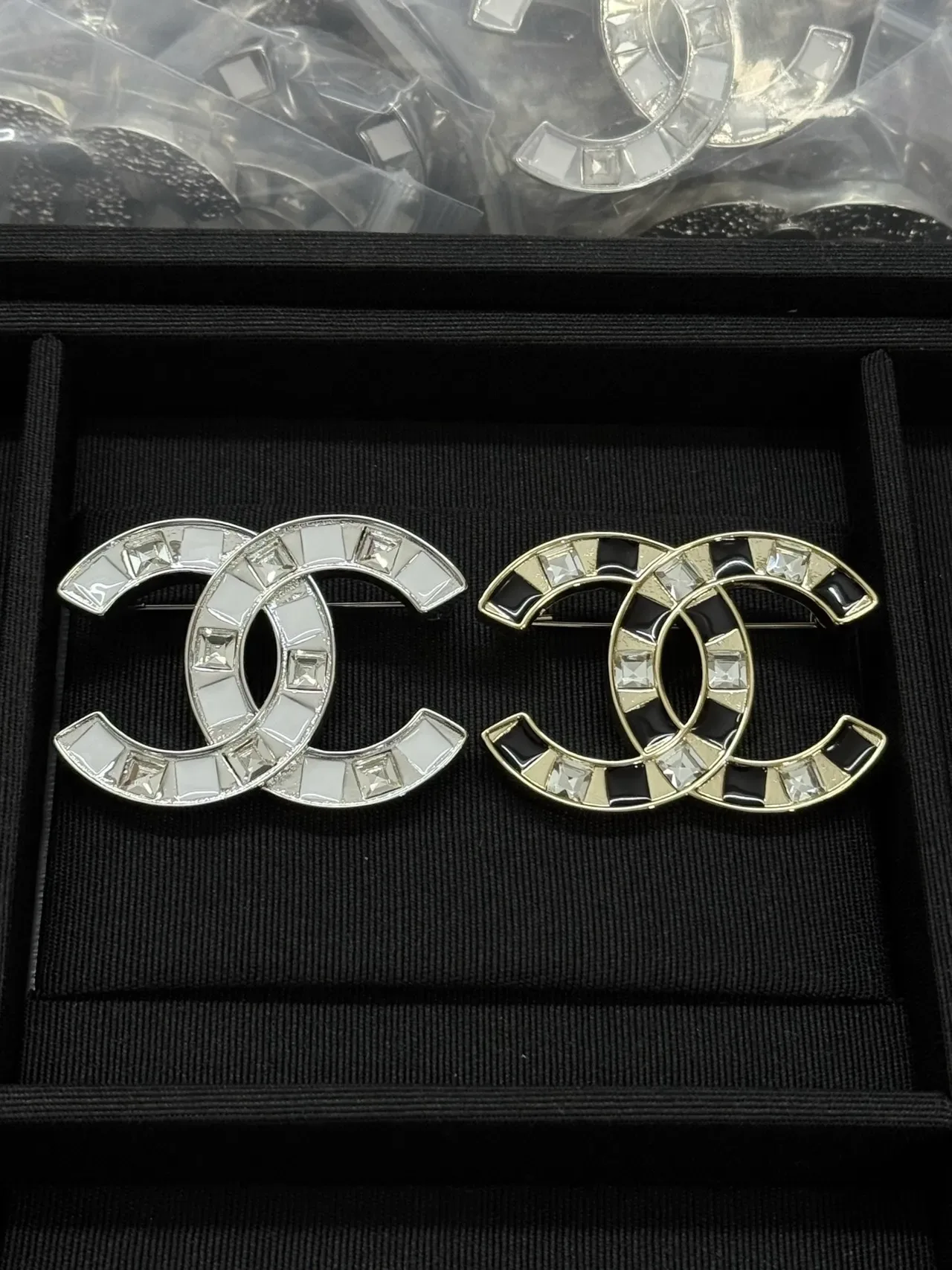 Chanel CC Brooch White Stone Inlay Silver-Tone Brooches 2