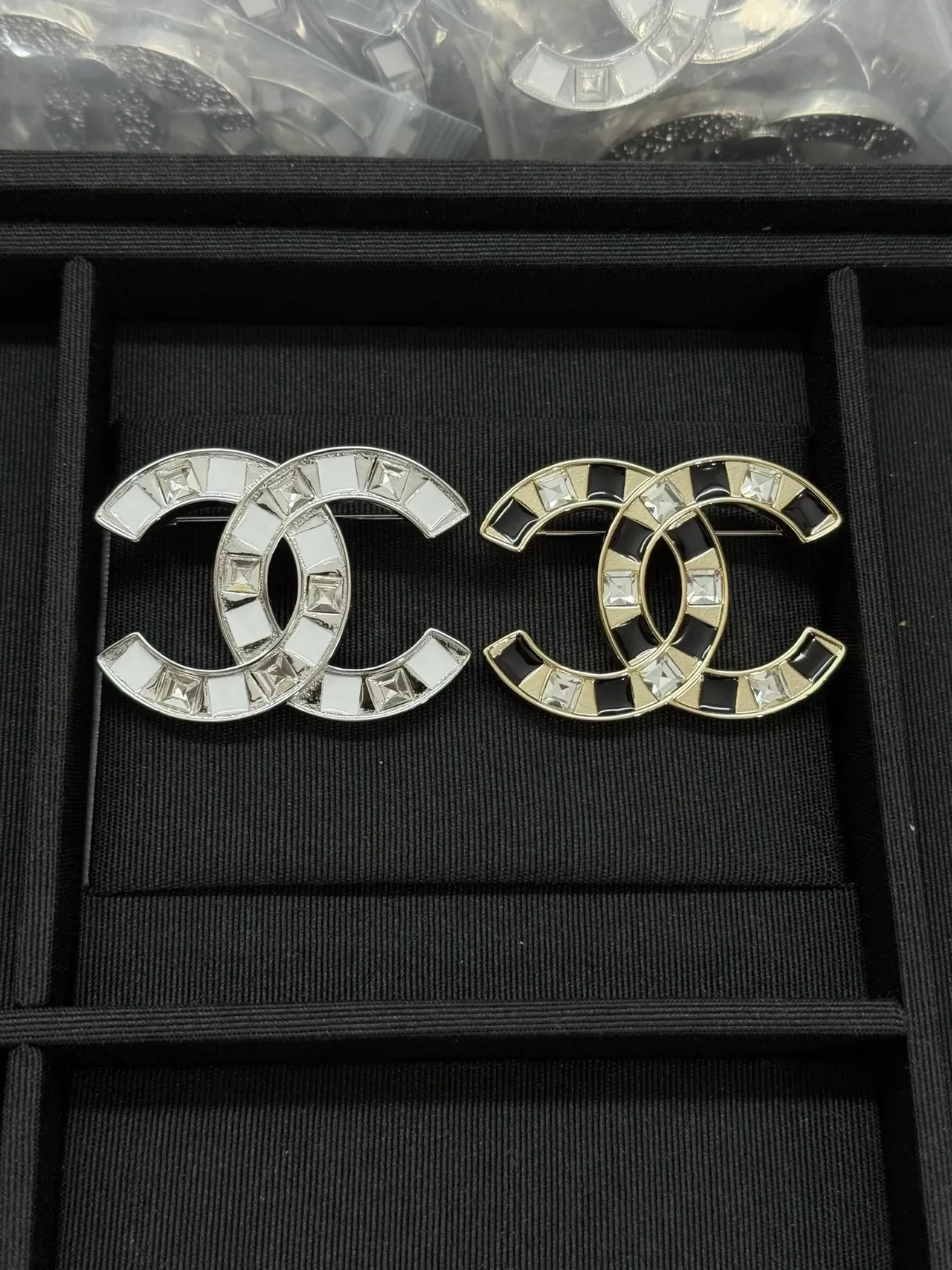 Chanel CC Brooch White Stone Inlay Silver-Tone Brooches 3
