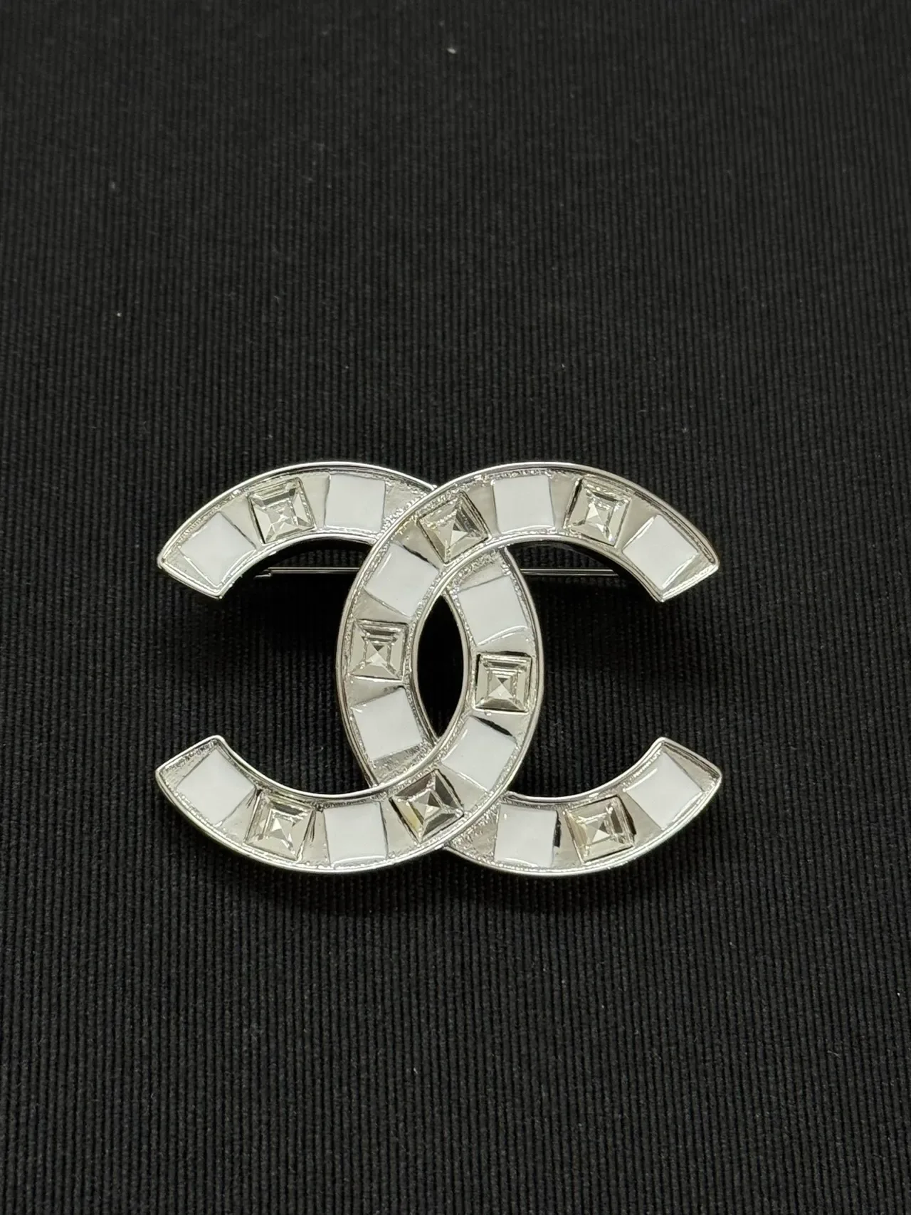 Chanel CC Brooch White Stone Inlay Silver-Tone Brooches 4