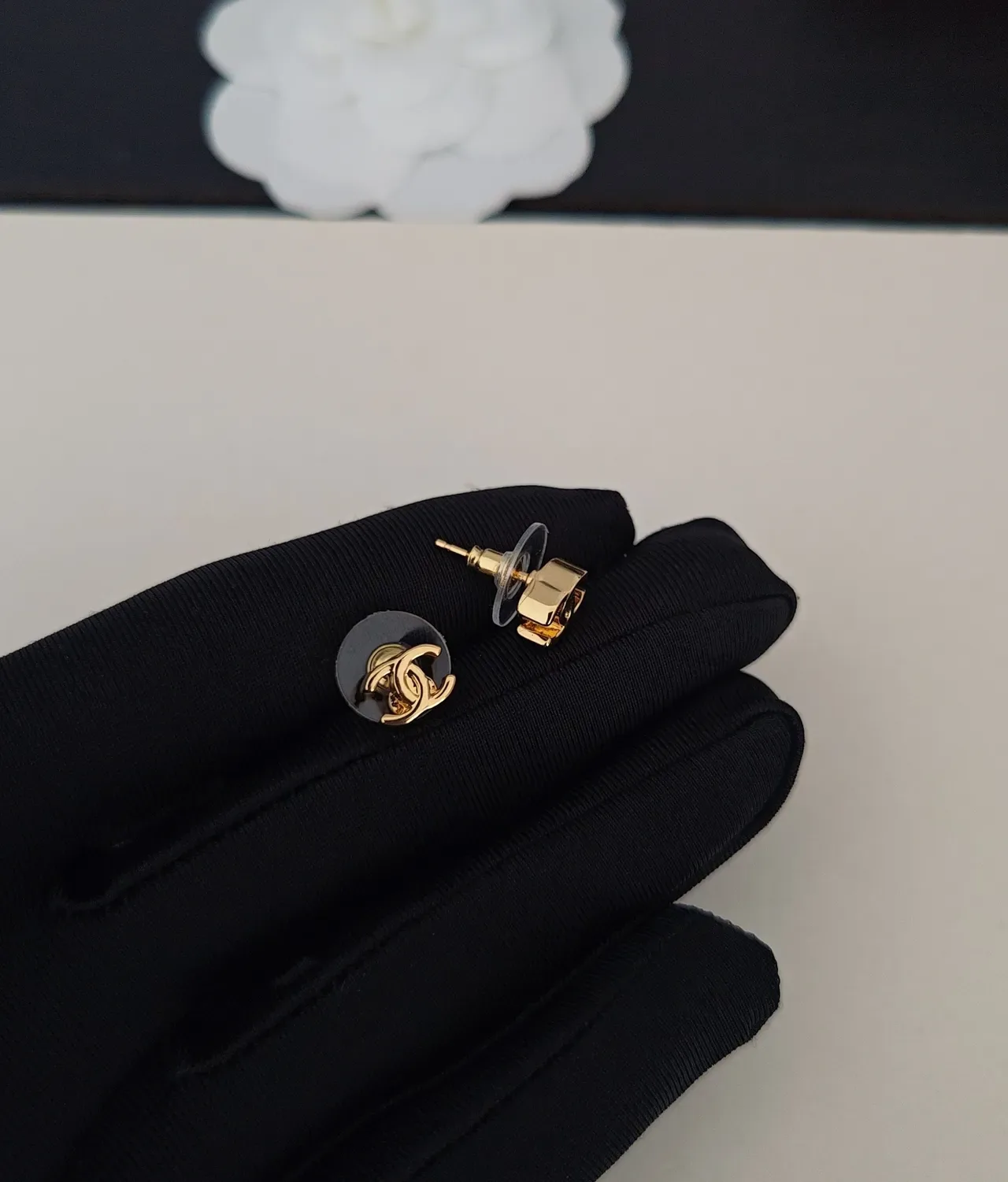 Chanel CC Logo Gold-Tone Rectangular Stud Earrings 4