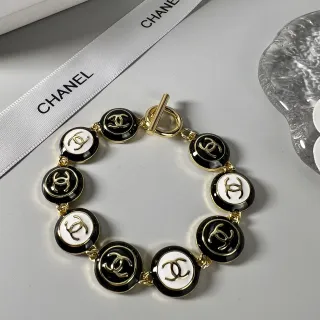 Chanel CC Logo Link Bracelet Black White Enamel Disc Links Interlocking Bracelet