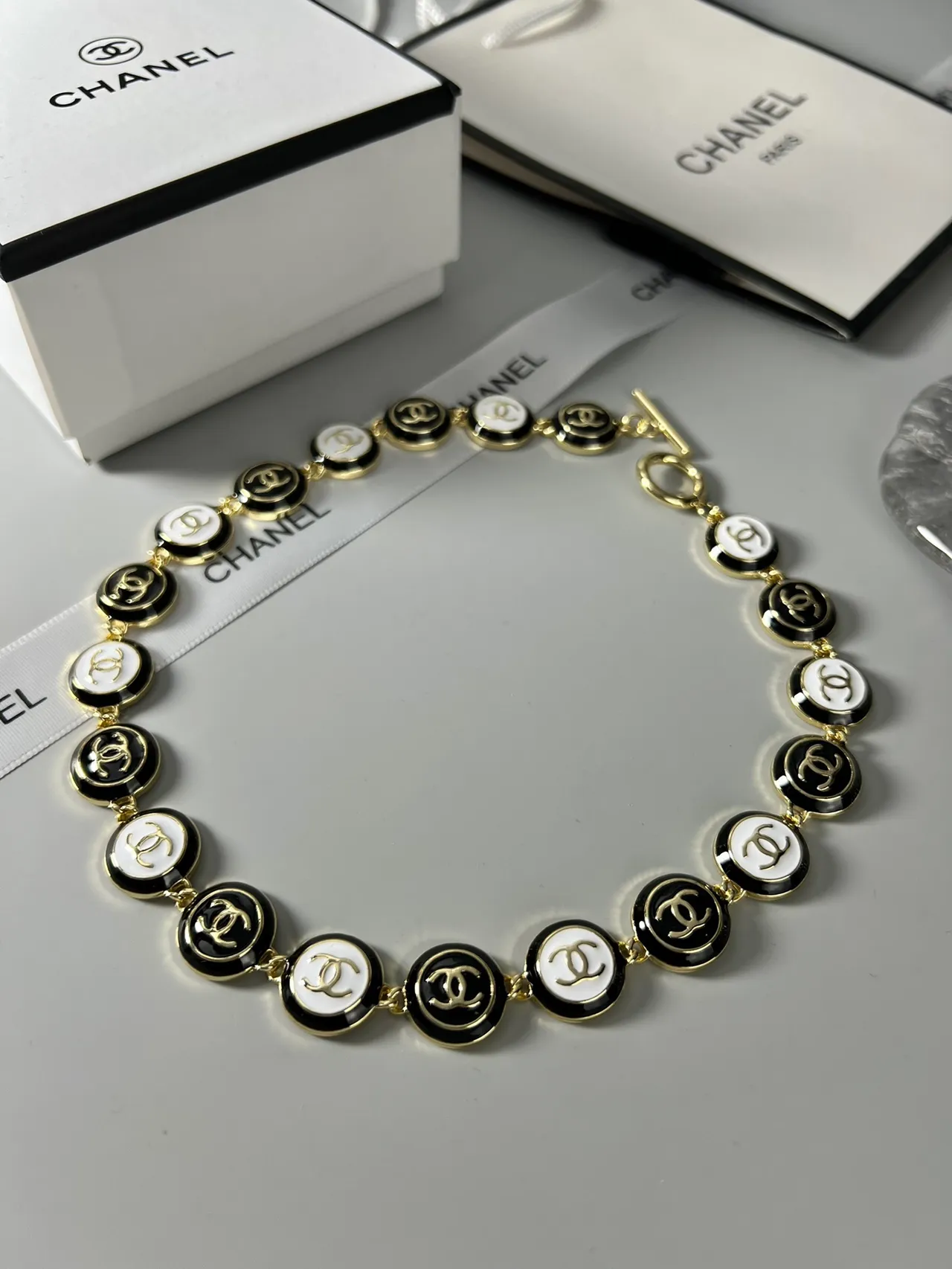 Chanel CC Logo Link Bracelet Black White Enamel Disc Links Interlocking Bracelet 7