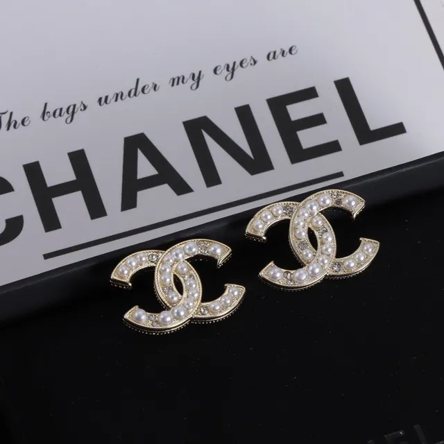 Chanel CC Logo Pearl Set White Gold Strand Crystal-Embellished Necklace 4