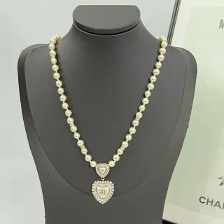 Chanel Coeur Beige चांदी मोती स्ट्रैंड डबल हार्ट पेंडेंट नेकलेस