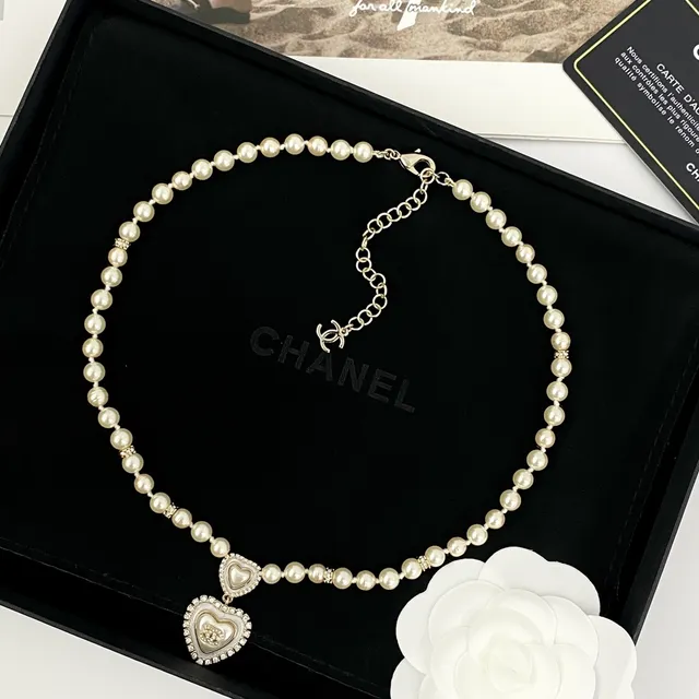 Chanel Coeur Beige Silver Pearl Strand Double Heart Pendant Necklace 5