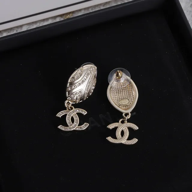 Chanel Crystal Leaf Drop Earrings 5