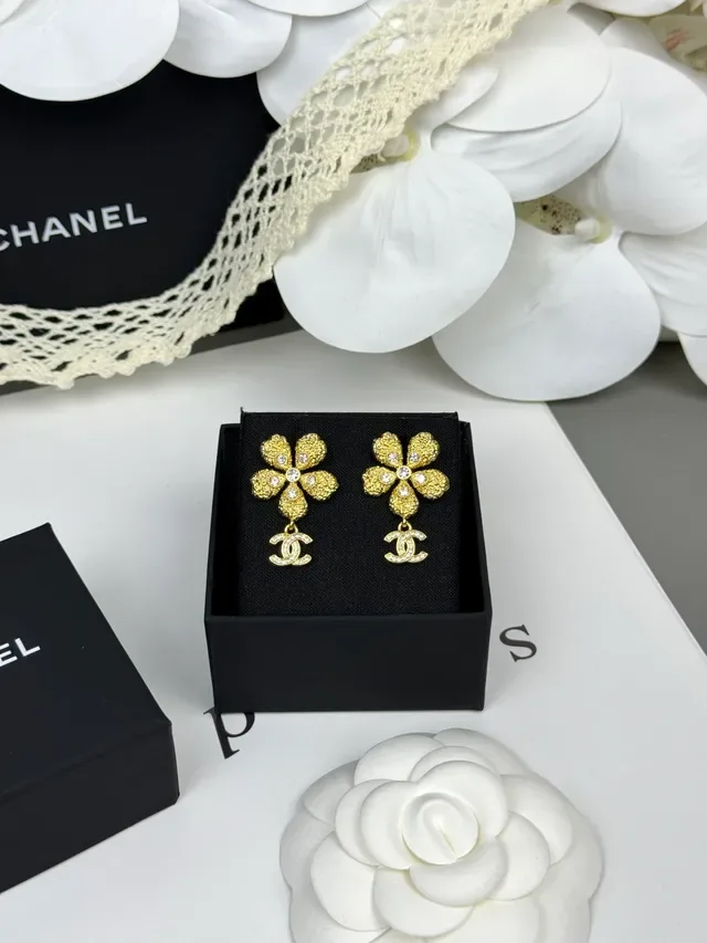 Chanel Floral Crystal Drop Earrings 9