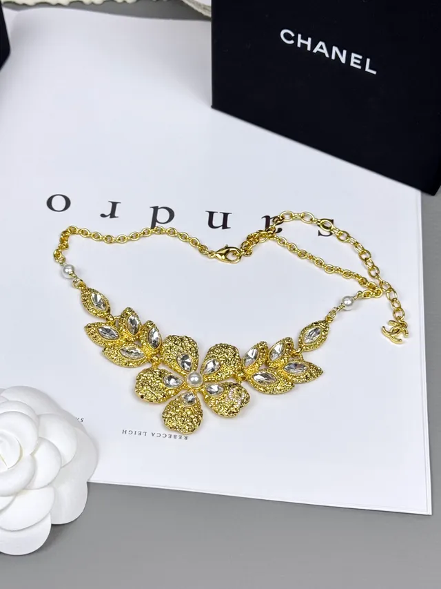 Chanel Gold White Floral Bib Textured Necklace 3
