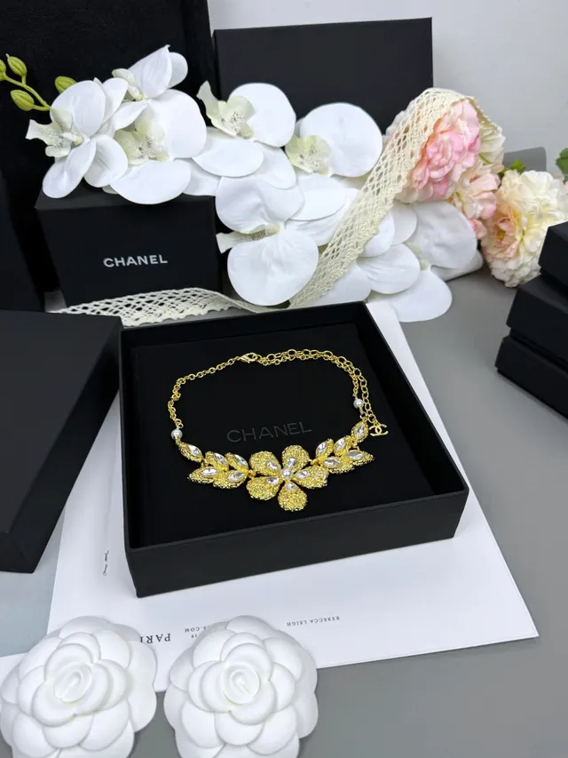 Chanel Gold White Floral Bib Textured Necklace 4