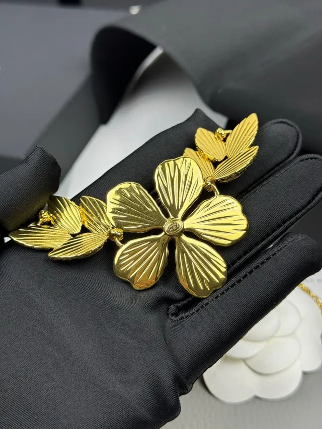 Chanel Gold White Floral Bib Textured Necklace 6