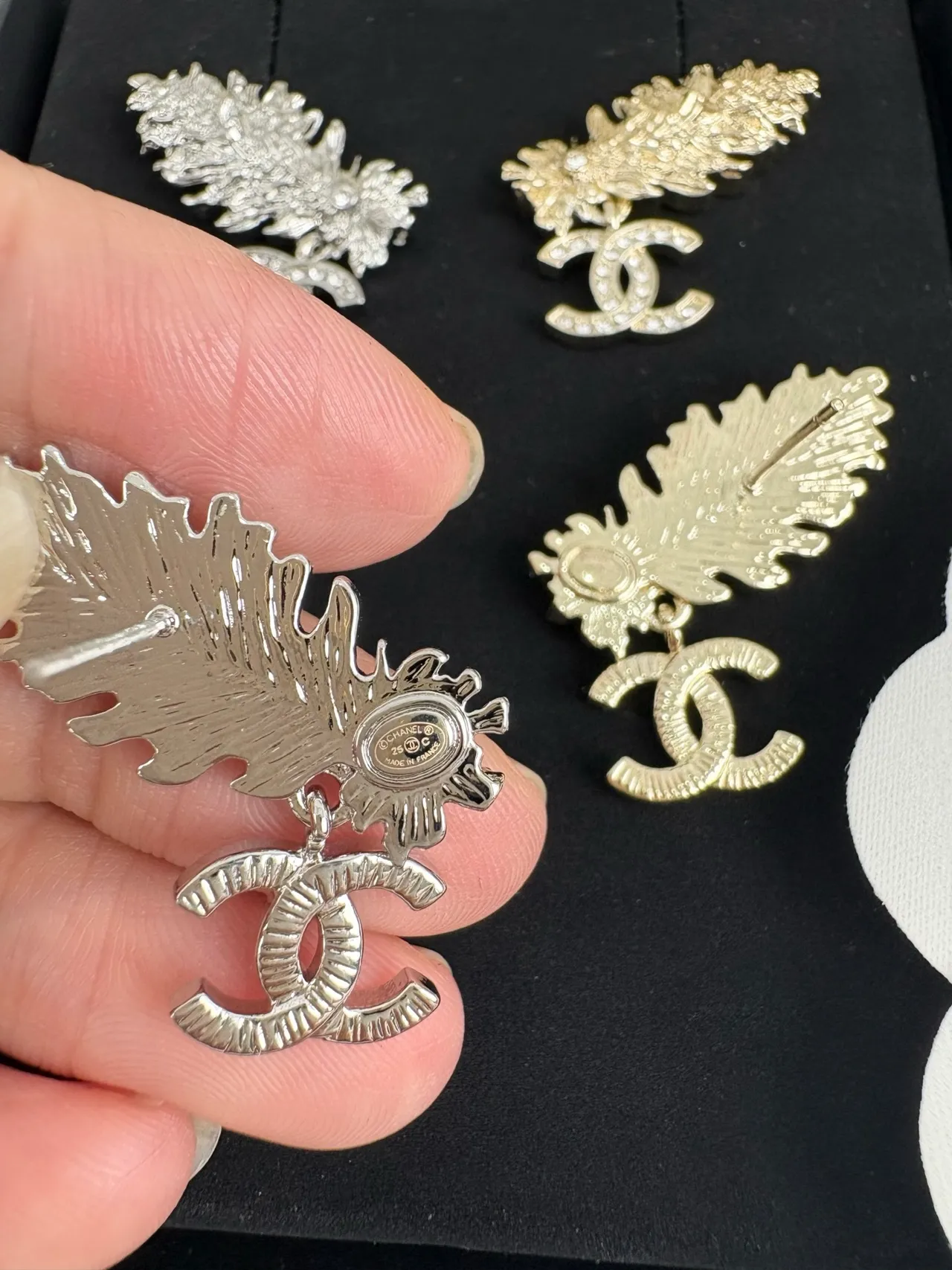 Chanel Leaf Motif Crystal Drop Earrings 5