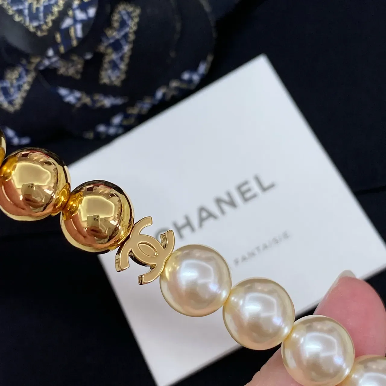 Chanel Collier de perles et perles en ton doré 5