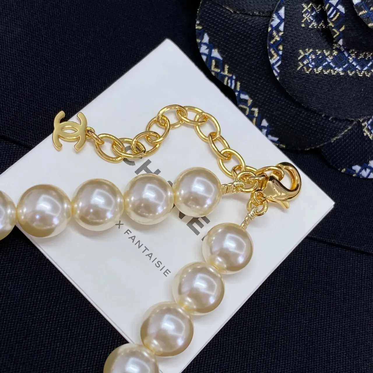 Chanel Collier de perles et perles en ton doré 6