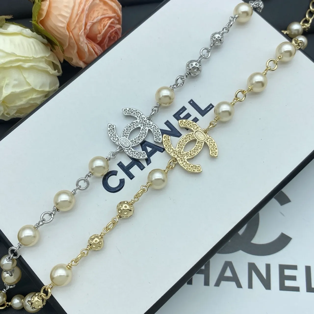 Chanel Pearl Necklace Beige Gold Interlocking CC Logo Pendant Necklace 2