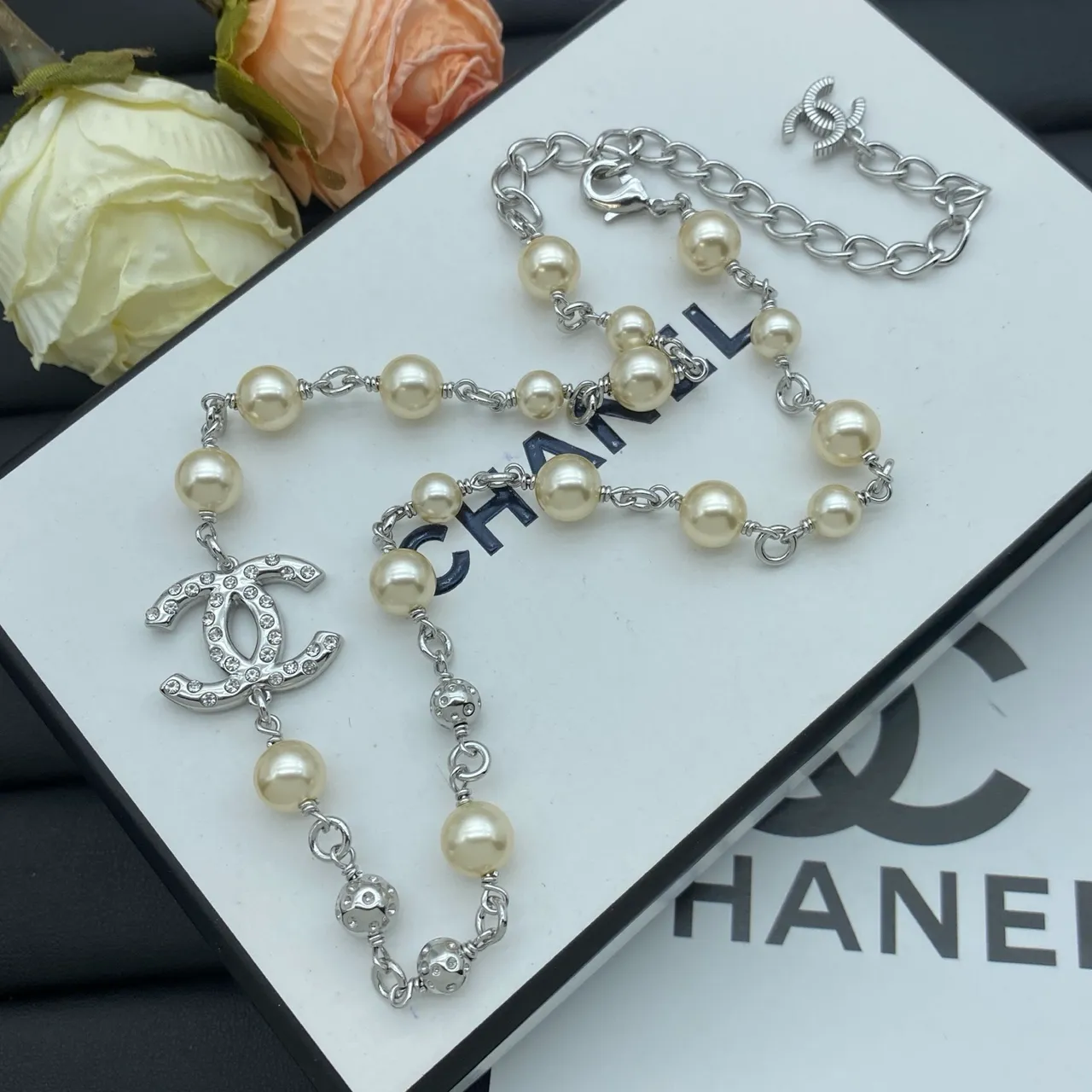 Chanel Pearl Necklace Beige Gold Interlocking CC Logo Pendant Necklace 3