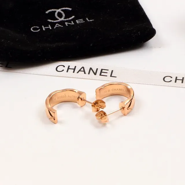 Chanel Quilted Hoop Gold Silver Matelassé Earrings 2