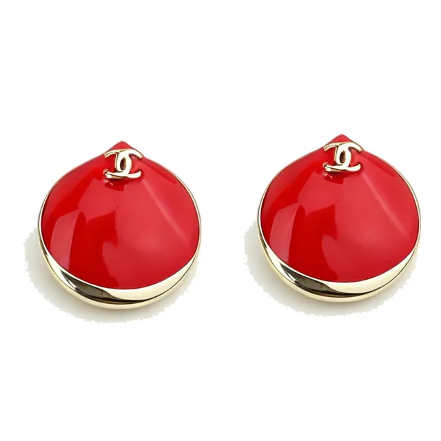 Chanel Boucles d'oreilles circulaires en dôme émaillé rouge noir avec bordure métallique dorée 4