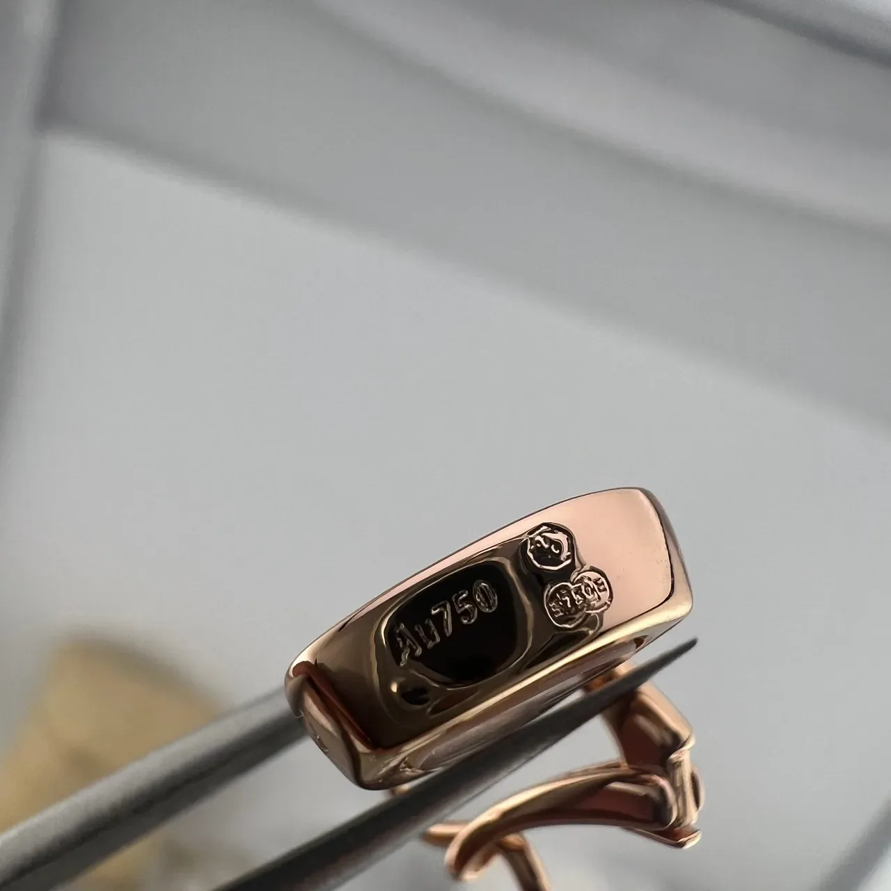 Chopard Happy Hearts हृदयाकार Mobile डायमंड कर्ण 2