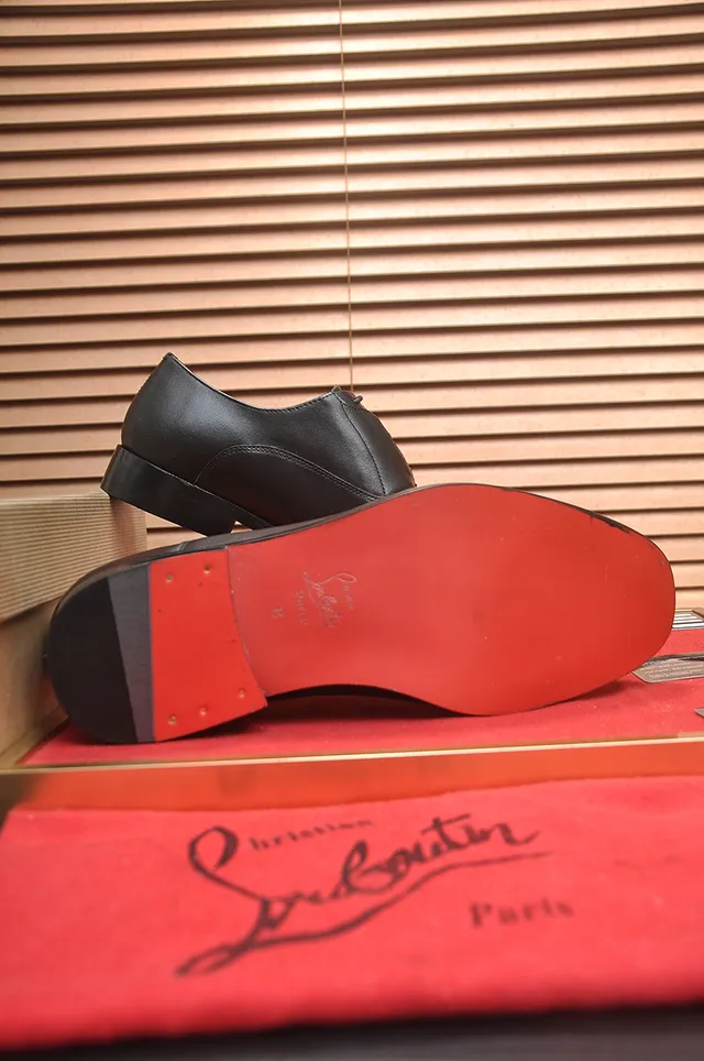 Christian Louboutin Chaussures Oxford à bout cap noir 3