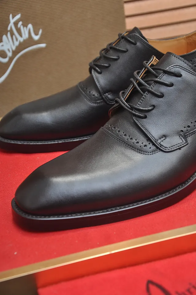 Christian Louboutin أحذية أكسفورد أسود كامل البروغ كاب تو 2