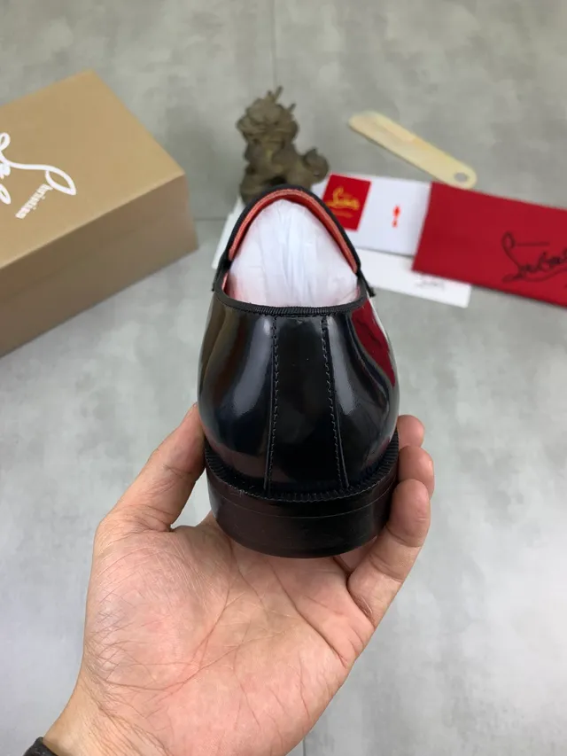 Christian Louboutin حذاء لوفر أسود أحمر جلد لامع براق أصبع مربع 3