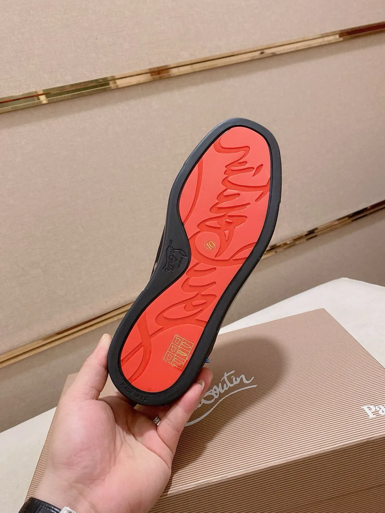Christian Louboutin Spike Sneaker أحذية رياضية أسود تونالي Monogram نمط حياة 9
