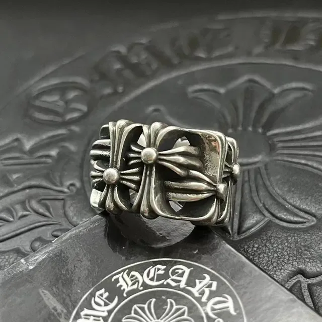 Chrome Hearts ক্রস ফ্লাওয়ার রিং চাঁদি অক্সিডাইজড স্কাল্পটেড রিং 9