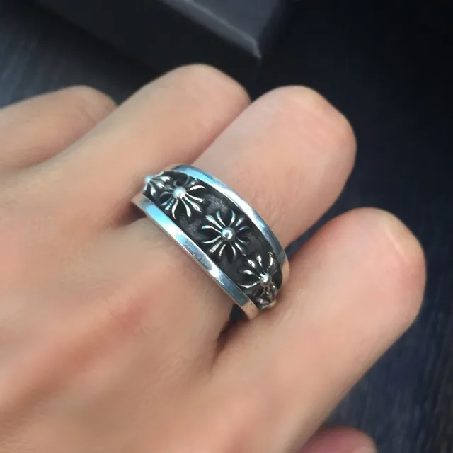 Chrome Hearts Anel de banda floral prateado largo motivos entalhados anel 4