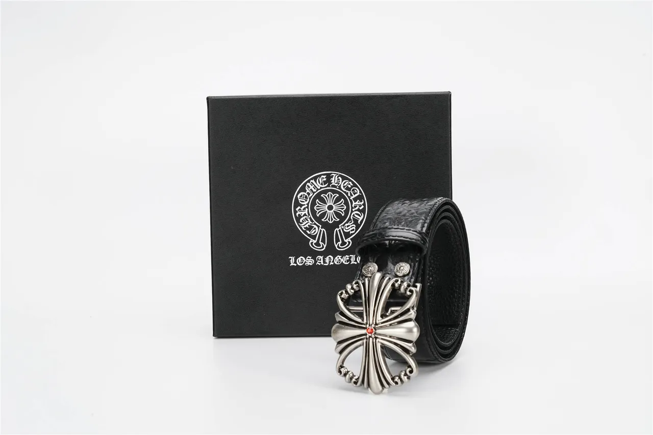 Chrome Hearts Croix de Malte Ceinture en cuir de crocodile noir 5