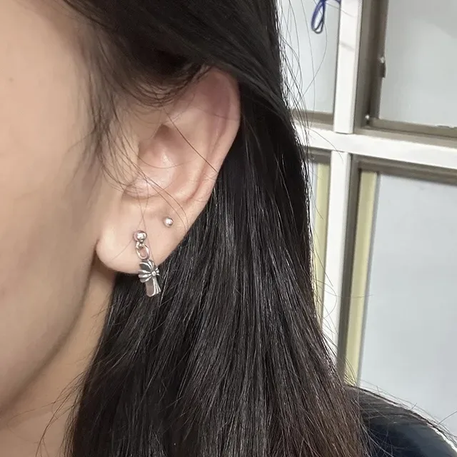 Chrome Hearts Boucles d'oreilles Argent Or en forme de croix hardware boulonné 3
