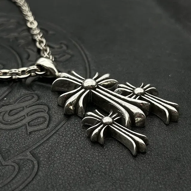 Chrome Hearts Triple Cross remachado collar de plata 4
