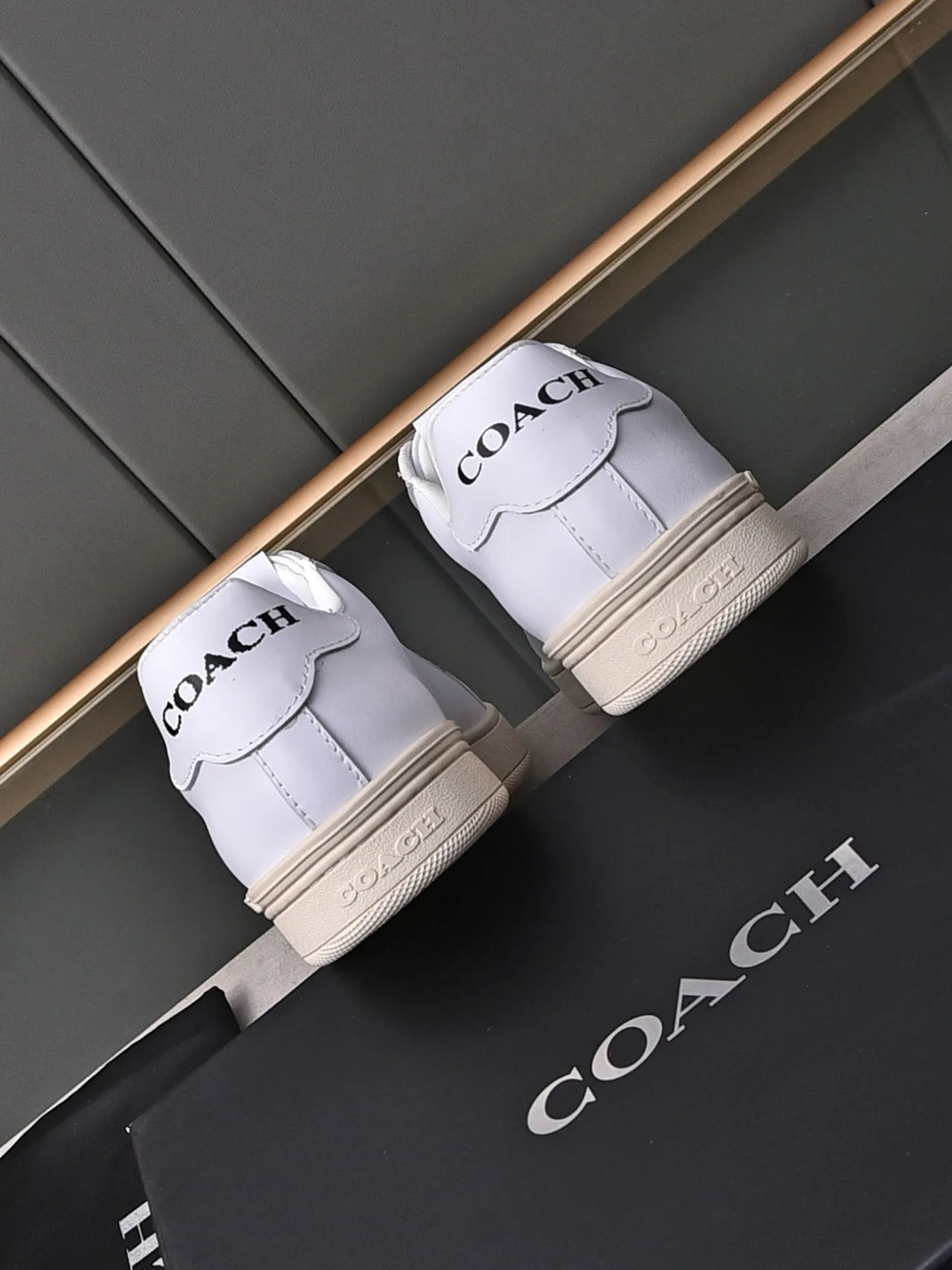 Coach White Beige Smooth Leather Upper Minimalist Branding Lifestyle Sneakers 3