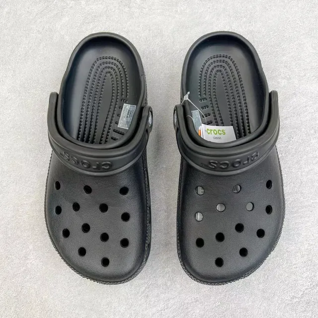 Crocs Classic Clog Black Molded Foam Clog 2
