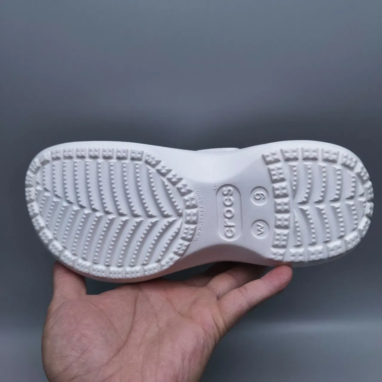 Crocs Classic Clog White Molded Foam Clog 4
