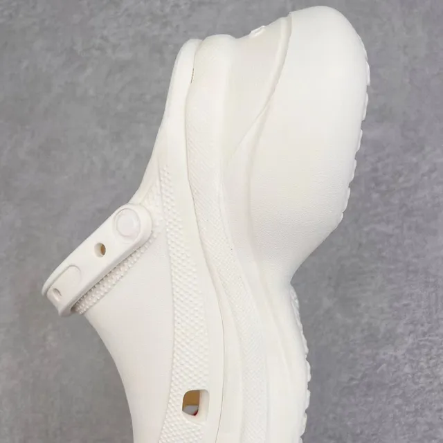 Crocs Classic Clog White Platform Clog 4