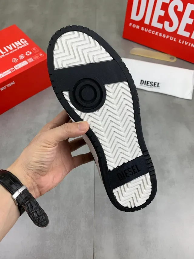 Diesel Black Suede Lifestyle Sneaker 2