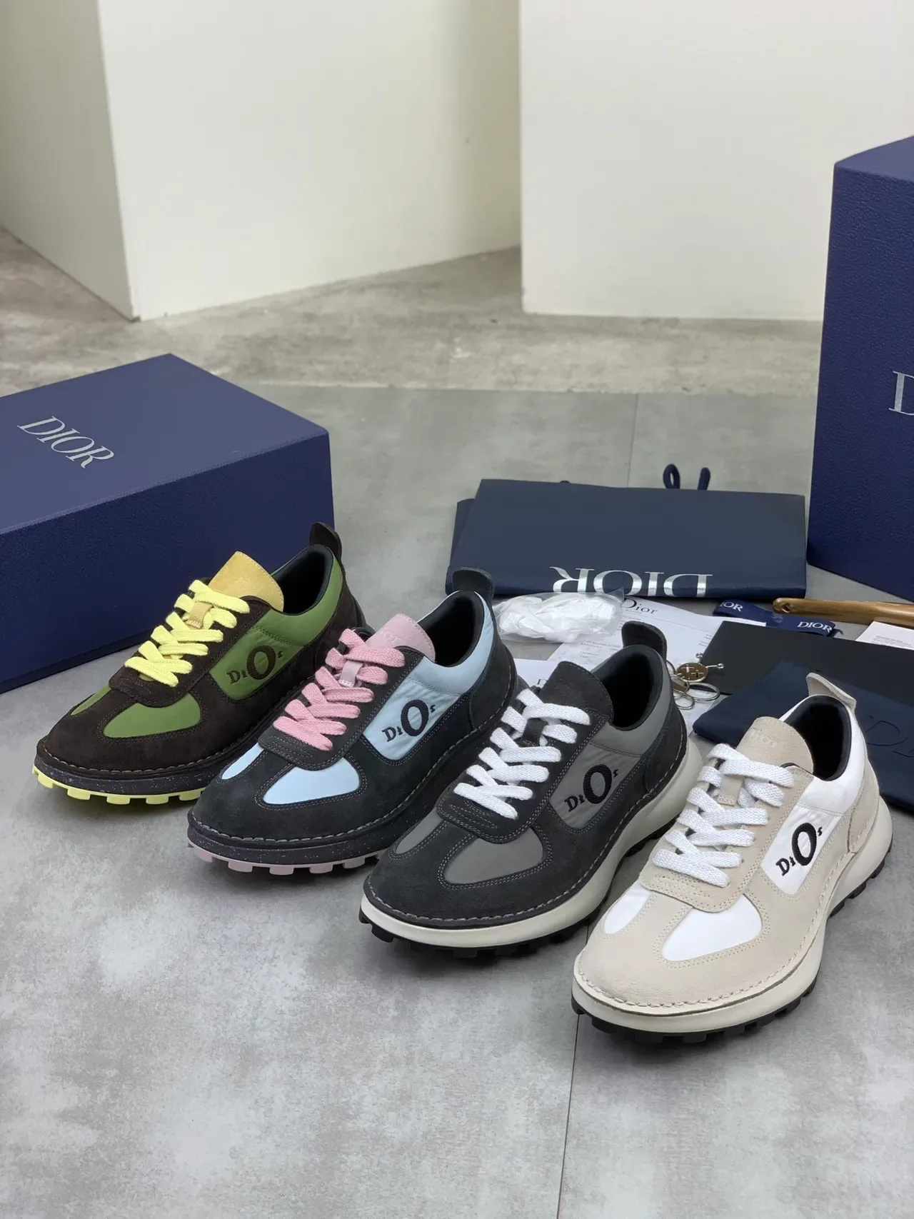 Dior B23 حذاء رياضي أسلوب حياة أخضر زيتوني وبني 2