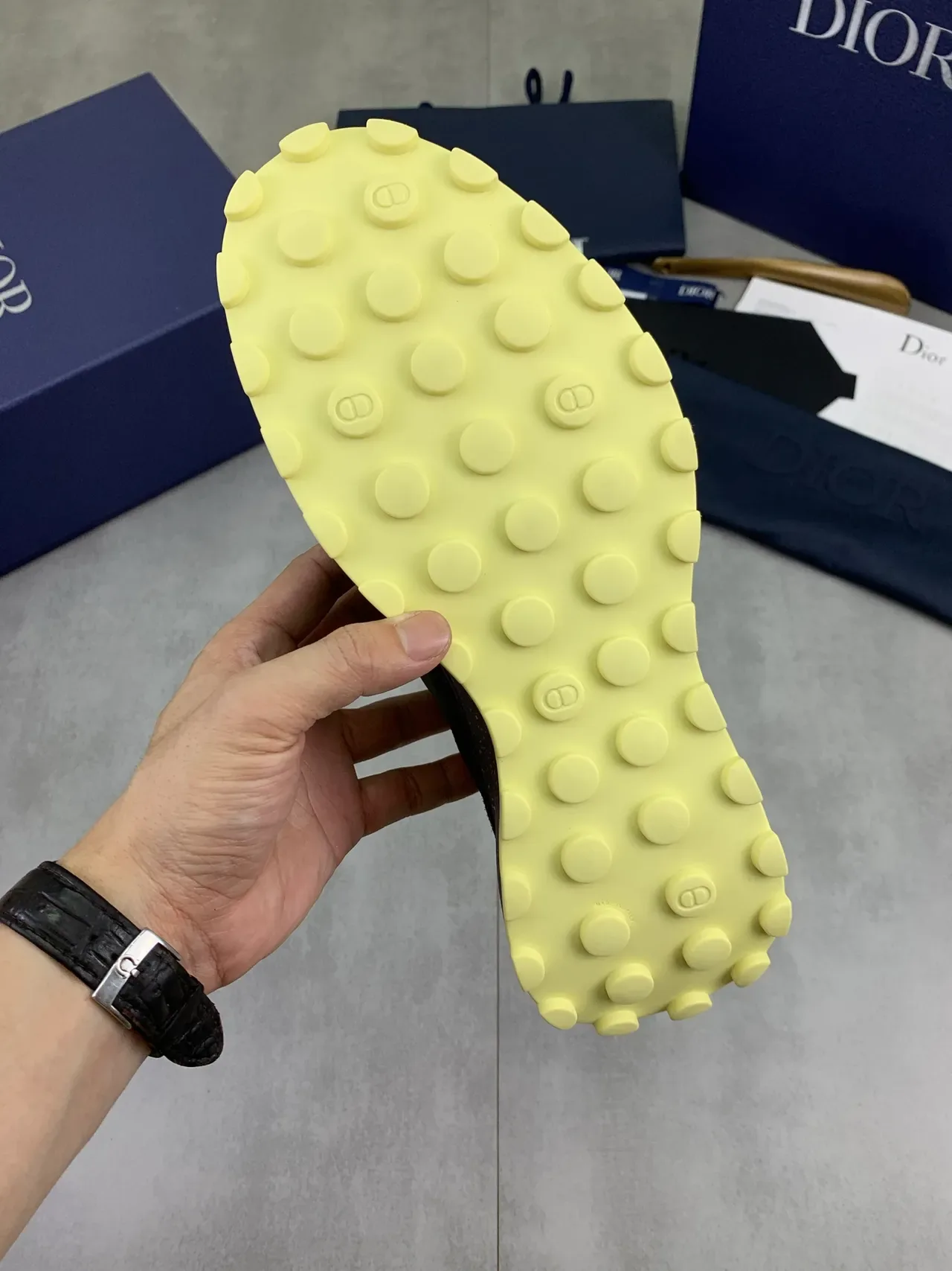 Dior B23 حذاء رياضي أسلوب حياة أخضر زيتوني وبني 4