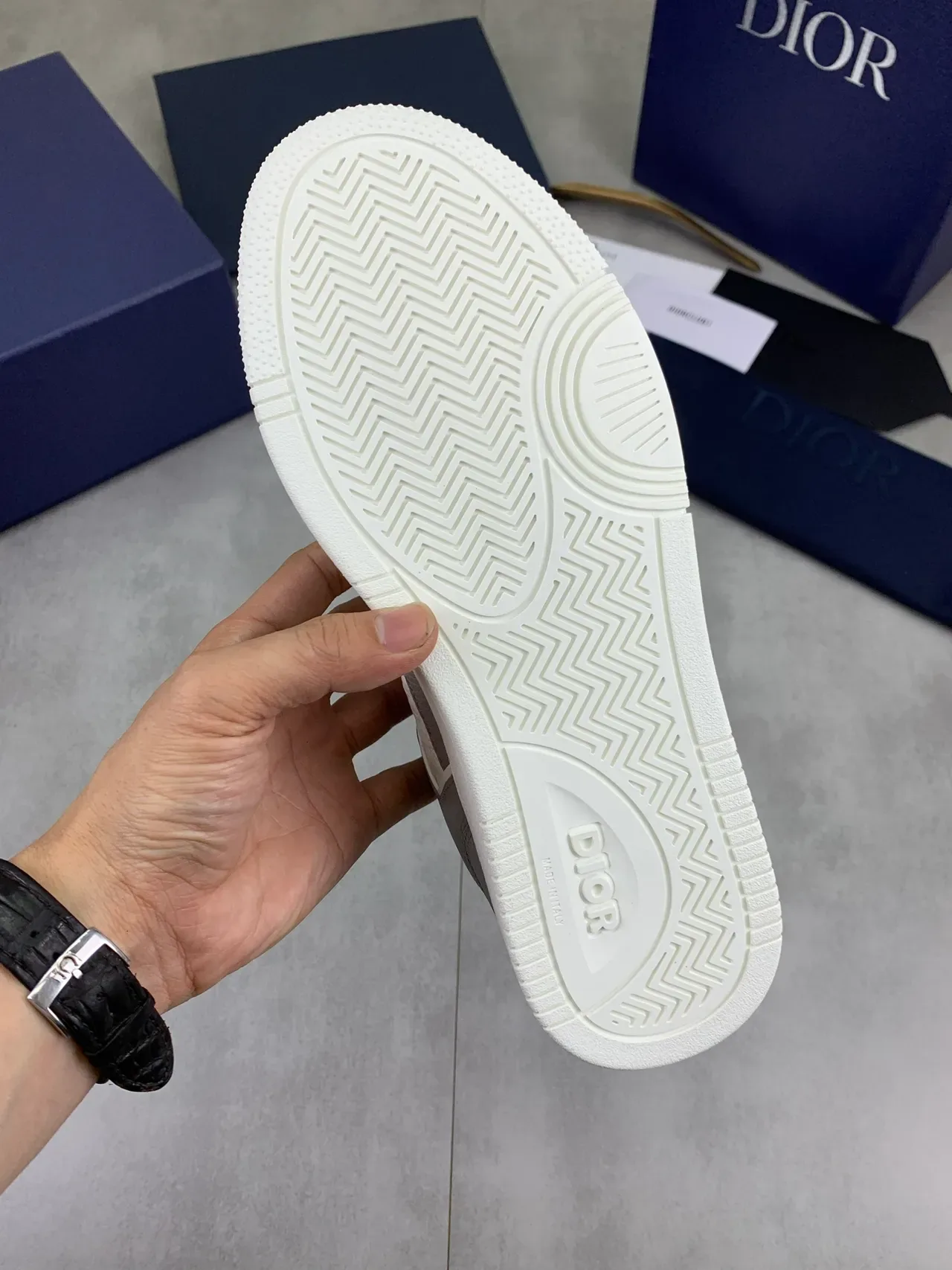 Dior B27 Monogram-Embossed Gray and White Lifestyle Sneakers 3