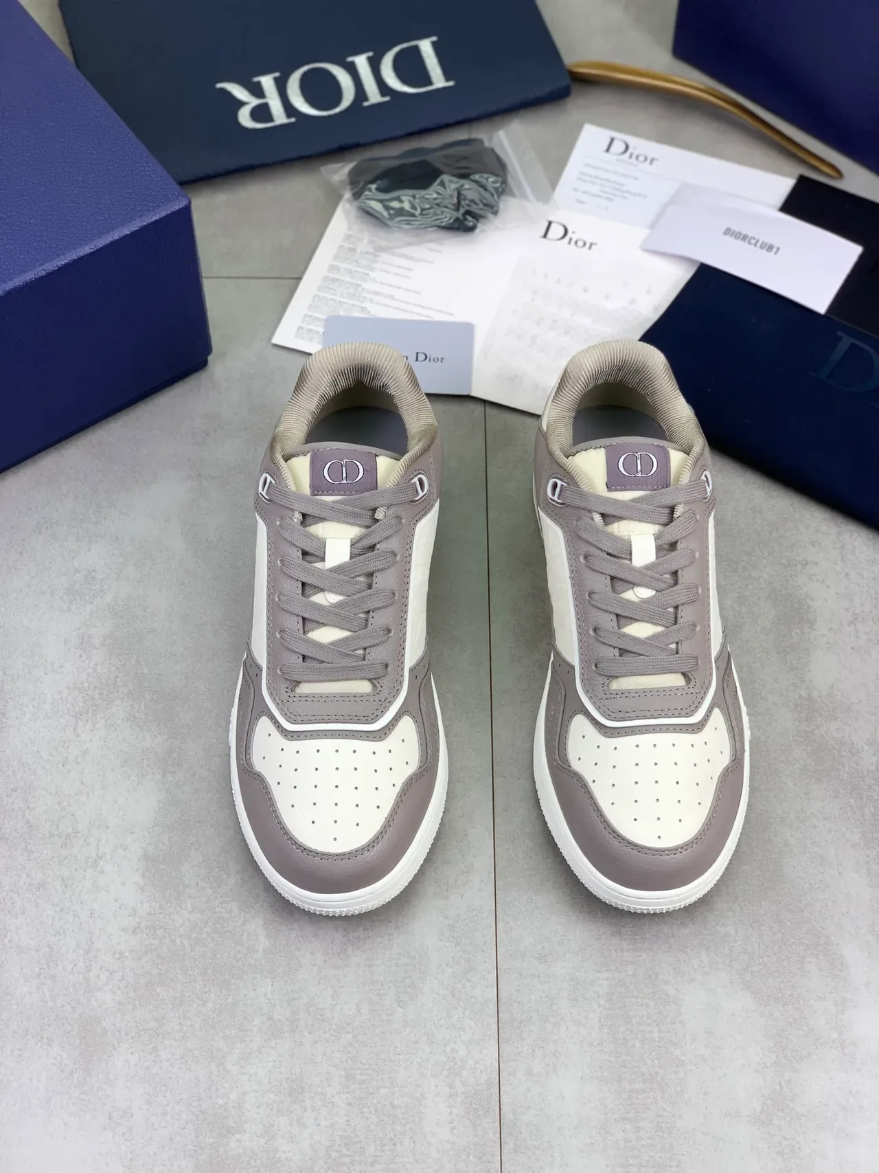 Dior B27 Monogram-Embossed Gray and White Lifestyle Sneakers 4