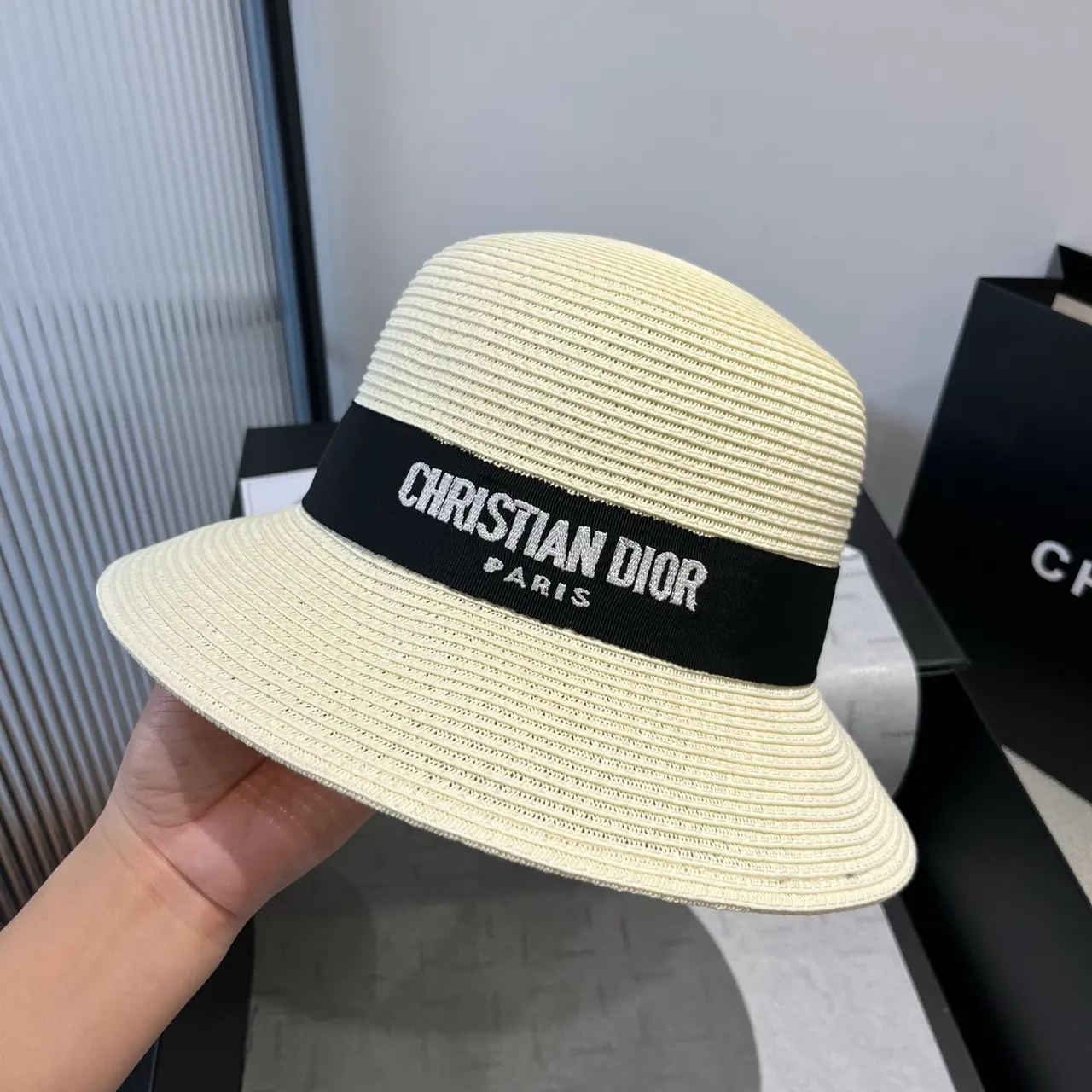 Dior Beige Black Woven Straw-Like Texture Structured Ribbed Crown Fedora 2