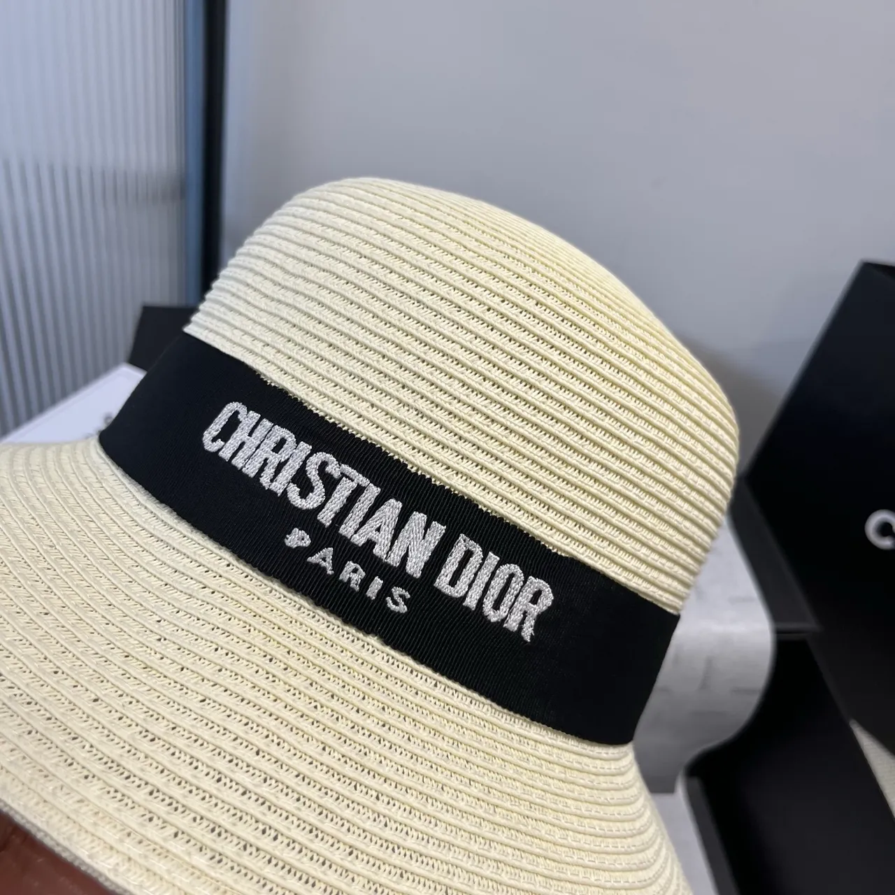 Dior Beige Black Woven Straw-Like Texture Structured Ribbed Crown Fedora 8