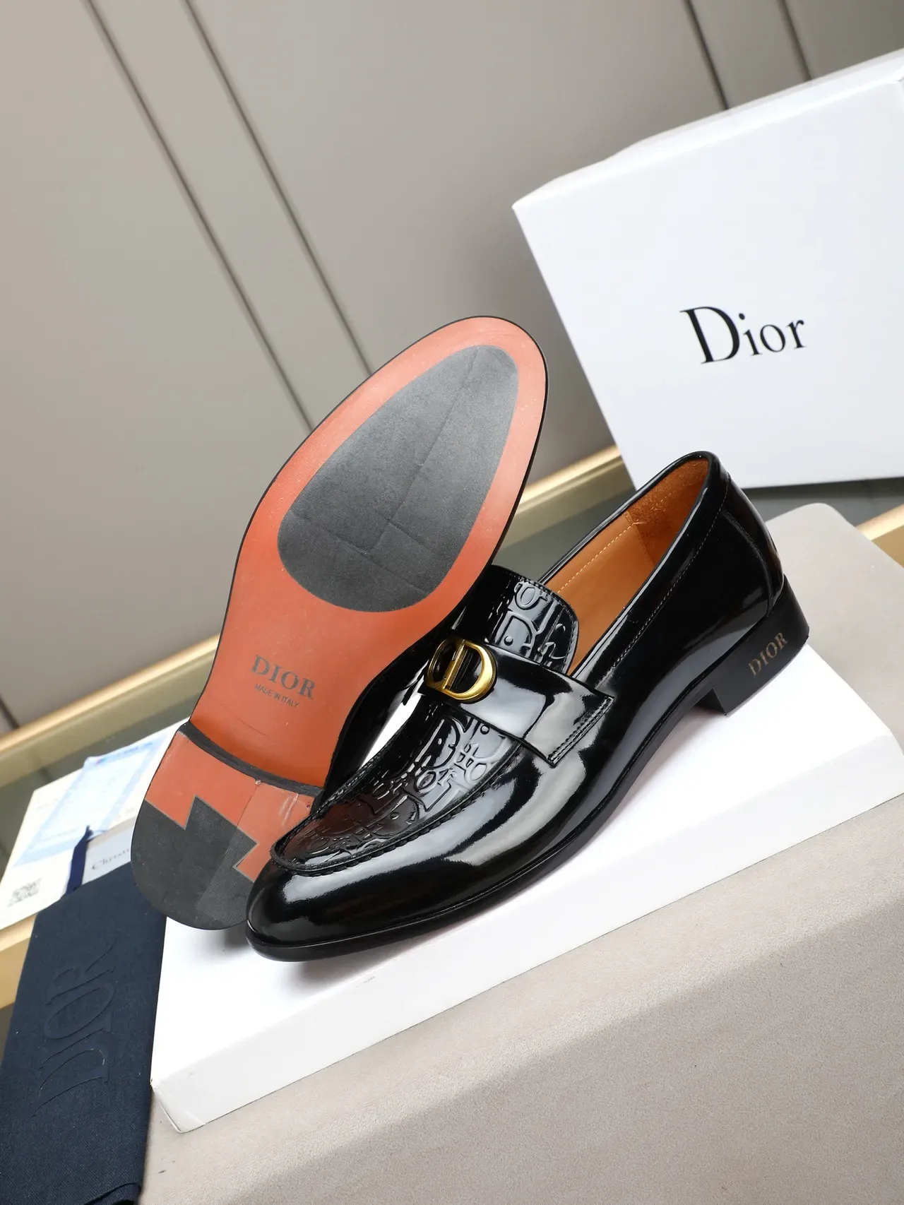 Dior Black Gold Glossy Patent Leather Moc-Toe Stitching Loafer 4