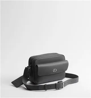 Dior Bolsa Mensageiro de Couro Granulado Preto com Fechamento de Tampa 17