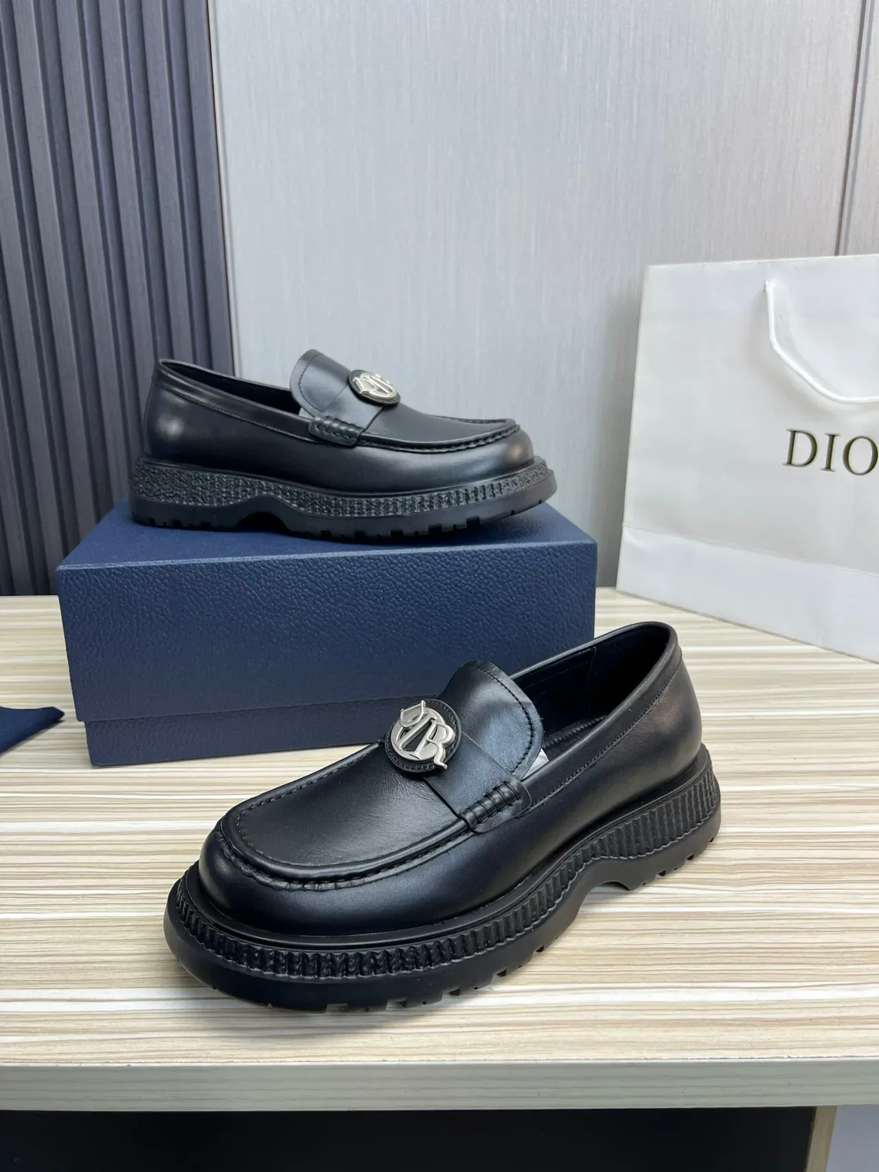 Dior Black Silver Leather Chunky Ridged Sole Loafer 9