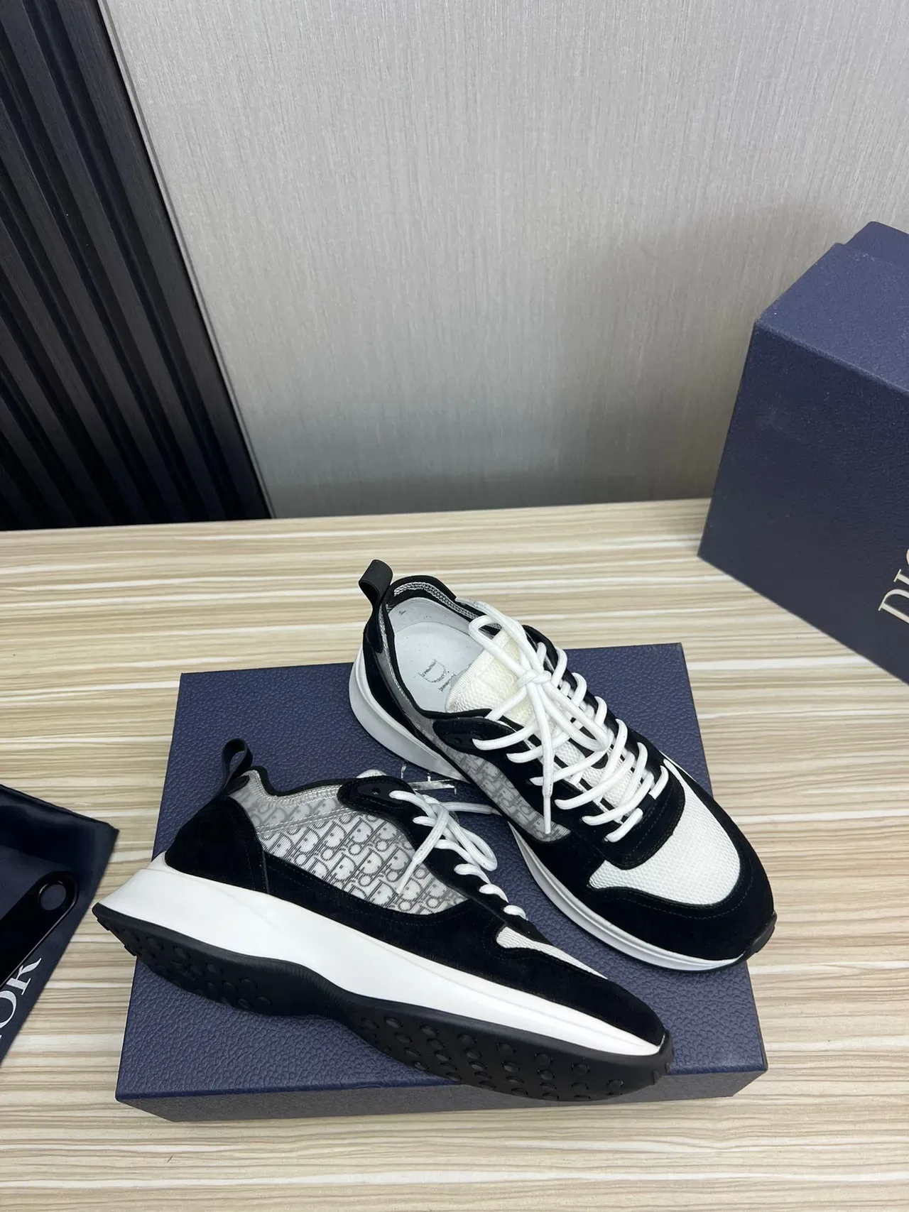 Dior Black White Chunky Platform Sole Monogrammed Mesh Side Panel Lifestyle Sneakers 5