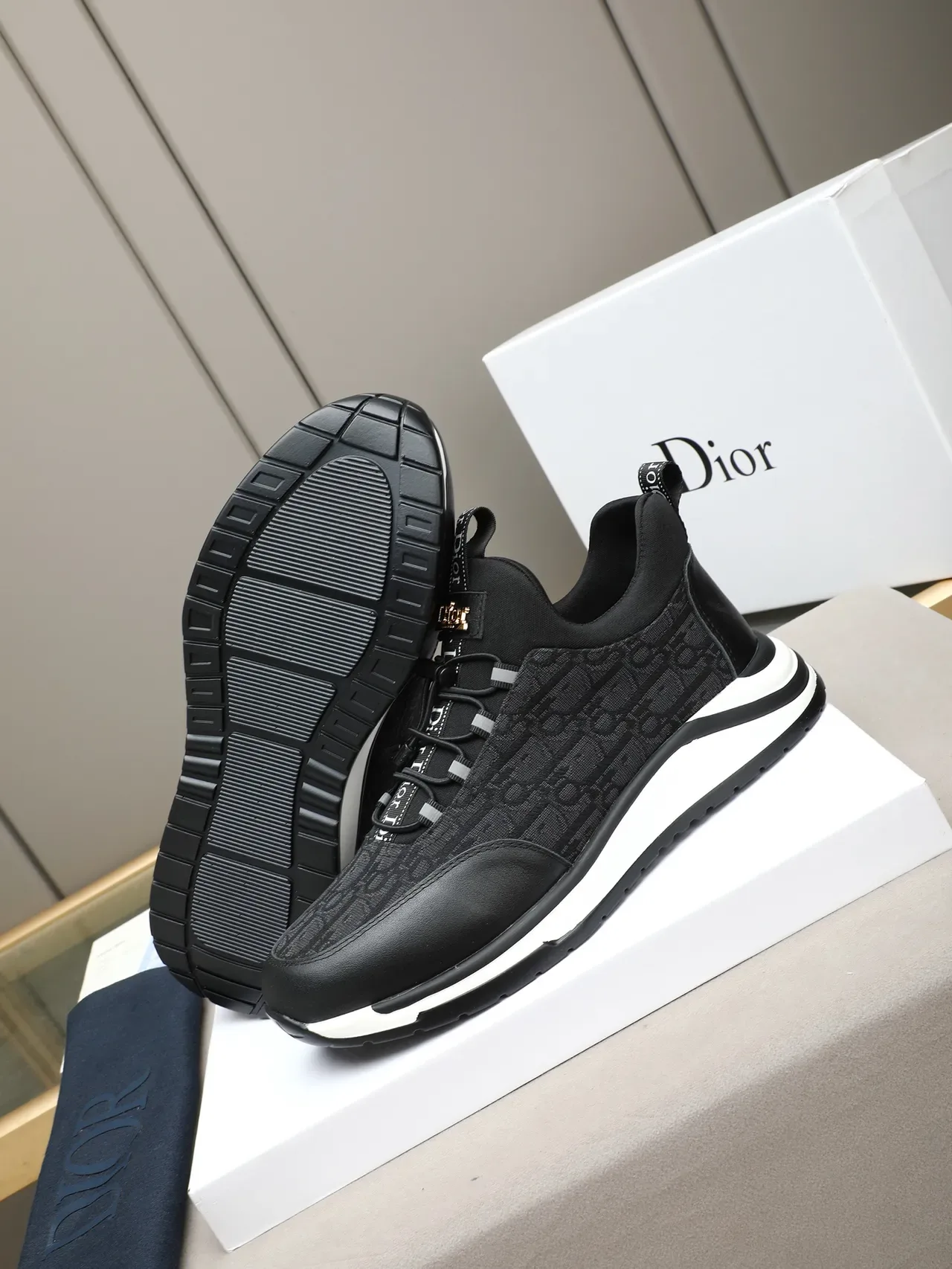 Dior Noir Blanc Oblique Jacquard Cuir Embout Baskets Lifestyle 3