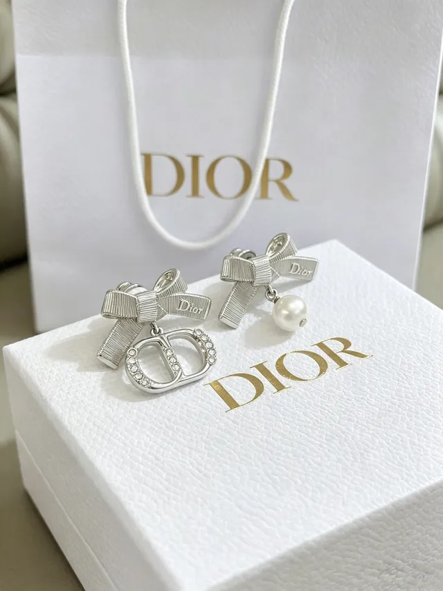 Dior Bow Motif Asymmetrical Crystal and Pearl Earrings 6