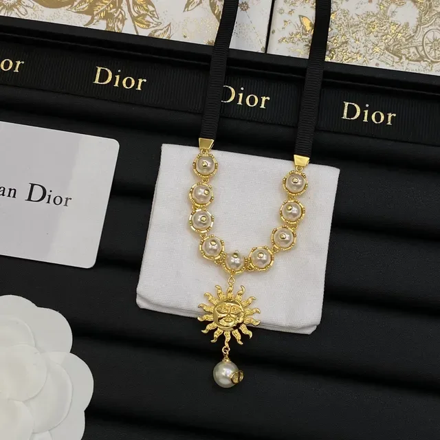 Dior Colar pingente sol pérolas corrente contas dourado preto 5
