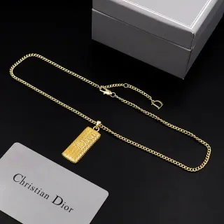 Dior Chaîne Curb d'Or Pendentif Rectangulaire Texturé